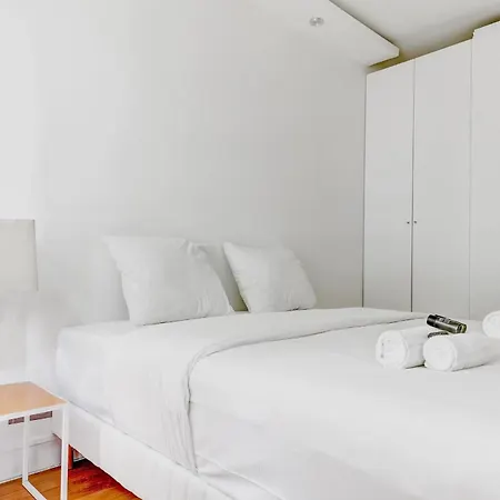Bm-appartement Chic Avec Terrasse - Champs-elysees * Paris