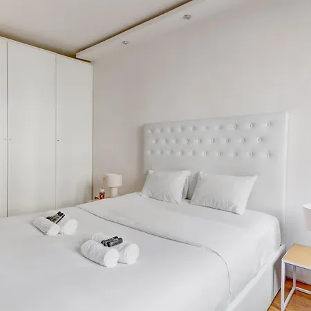 Bm-appartement Chic Avec Terrasse - Champs-elysees Apartment Paris