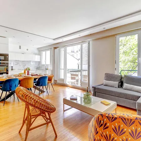 Apartment Bm-appartement Chic Avec Terrasse - Champs-elysees Paris